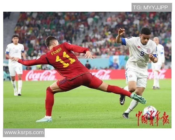 足球明星赛场风采尽显帅气瞬间集锦与精彩回顾 足球明星赛场风采尽显帅气瞬间集锦与精彩回顾