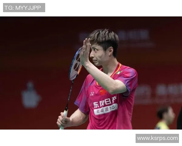 瓦斯科与戈亚尼激战正酣争夺联赛关键三分的精彩对决 瓦斯科与戈亚尼激战正酣争夺联赛关键三分的精彩对决